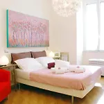 Bye Bye Roma Pantheon Suite